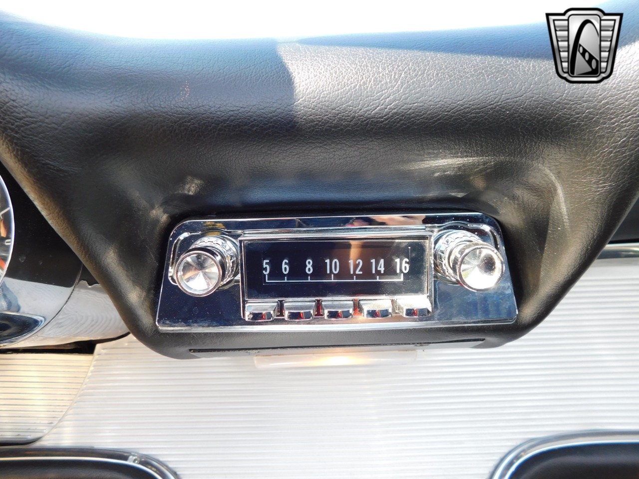 1963 Ford Thunderbird 92