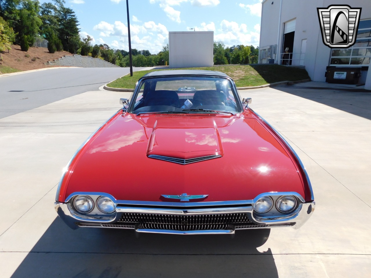 1963 Ford Thunderbird 33