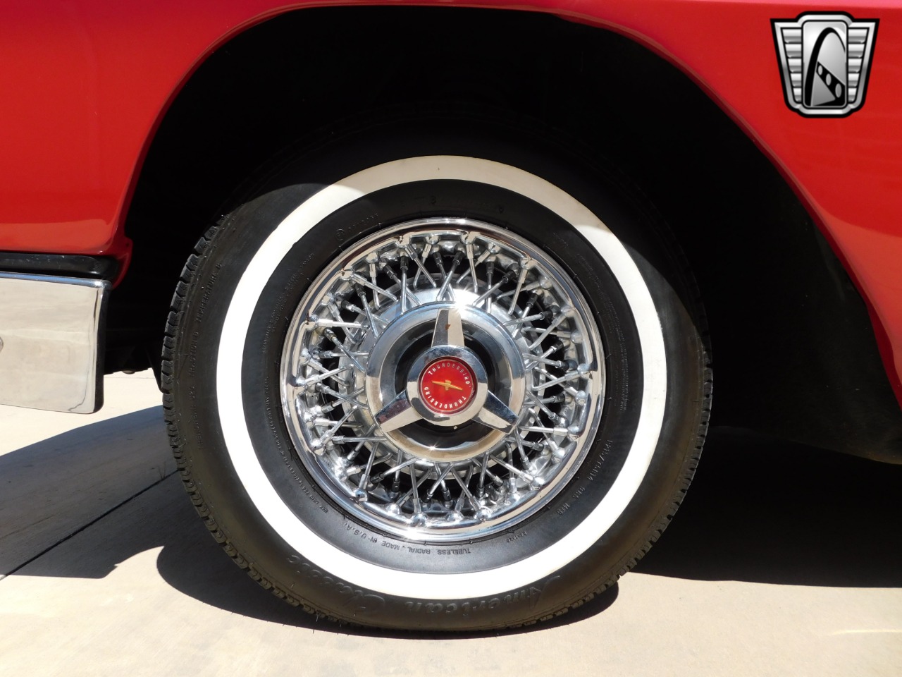 1963 Ford Thunderbird 30