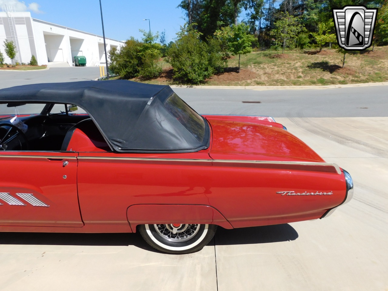 1963 Ford Thunderbird 41