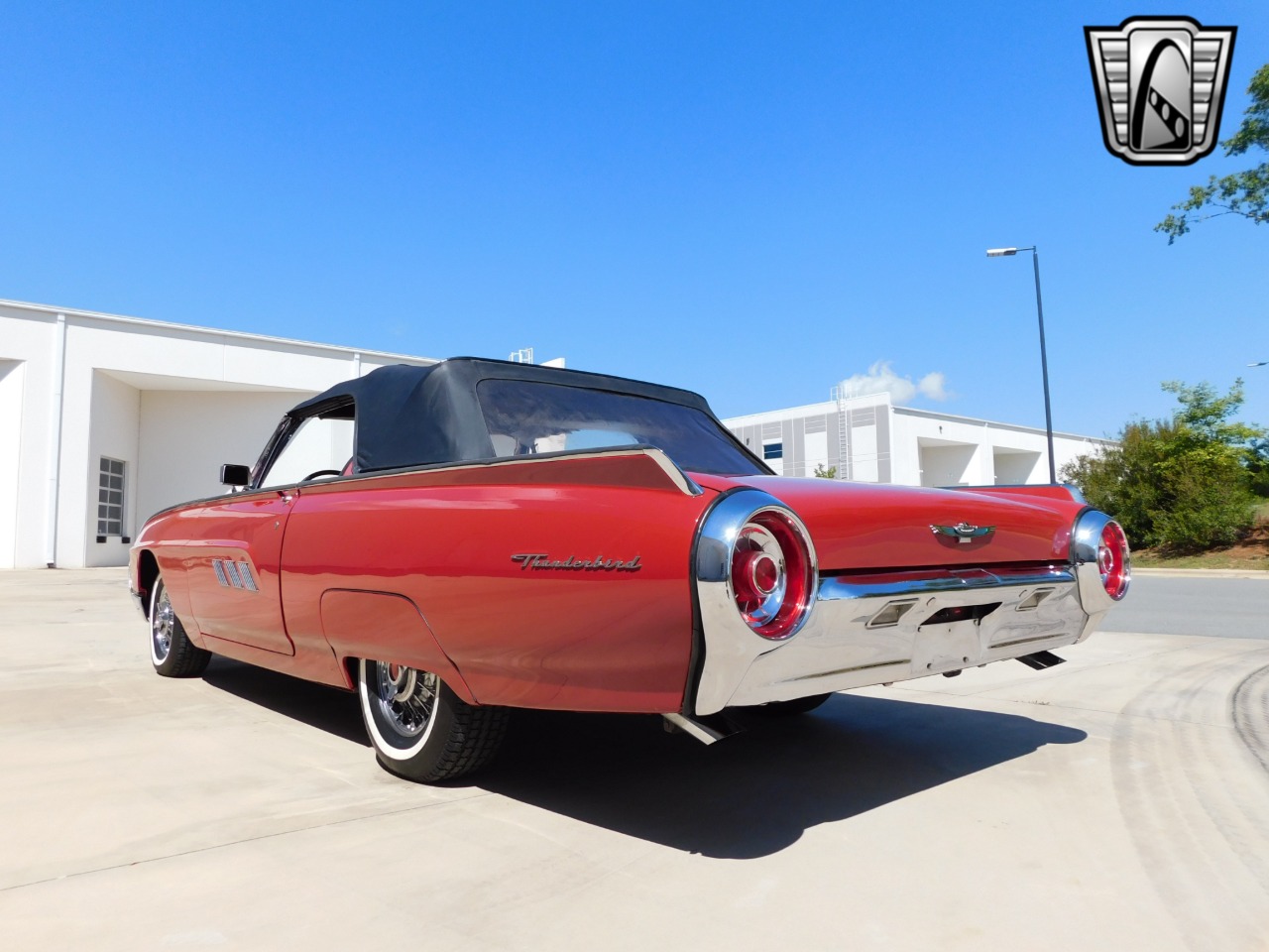 1963 Ford Thunderbird 42