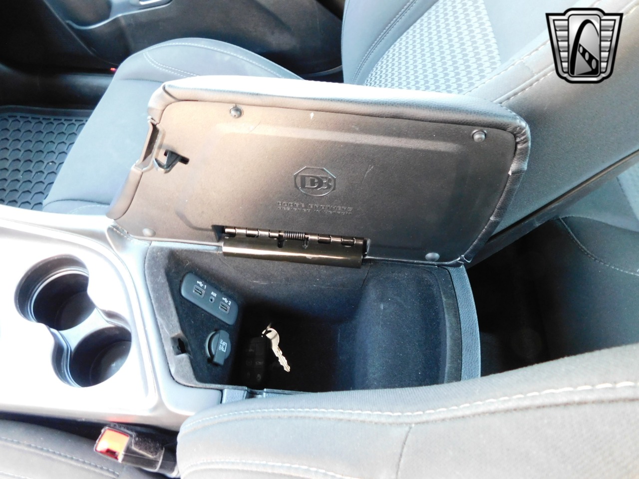 2015 Dodge Challenger 90