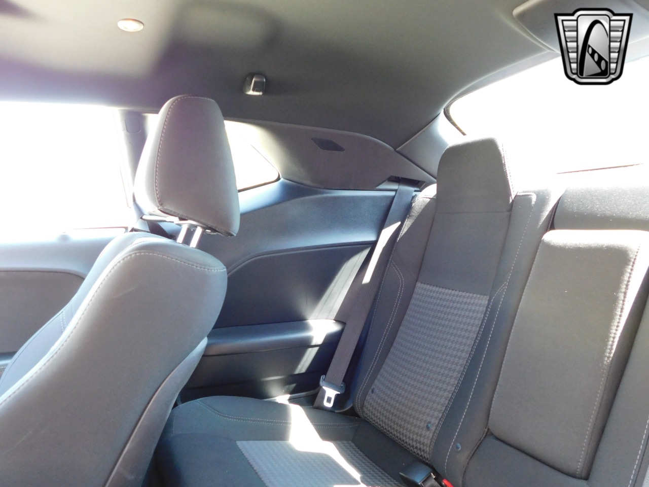 2015 Dodge Challenger 24