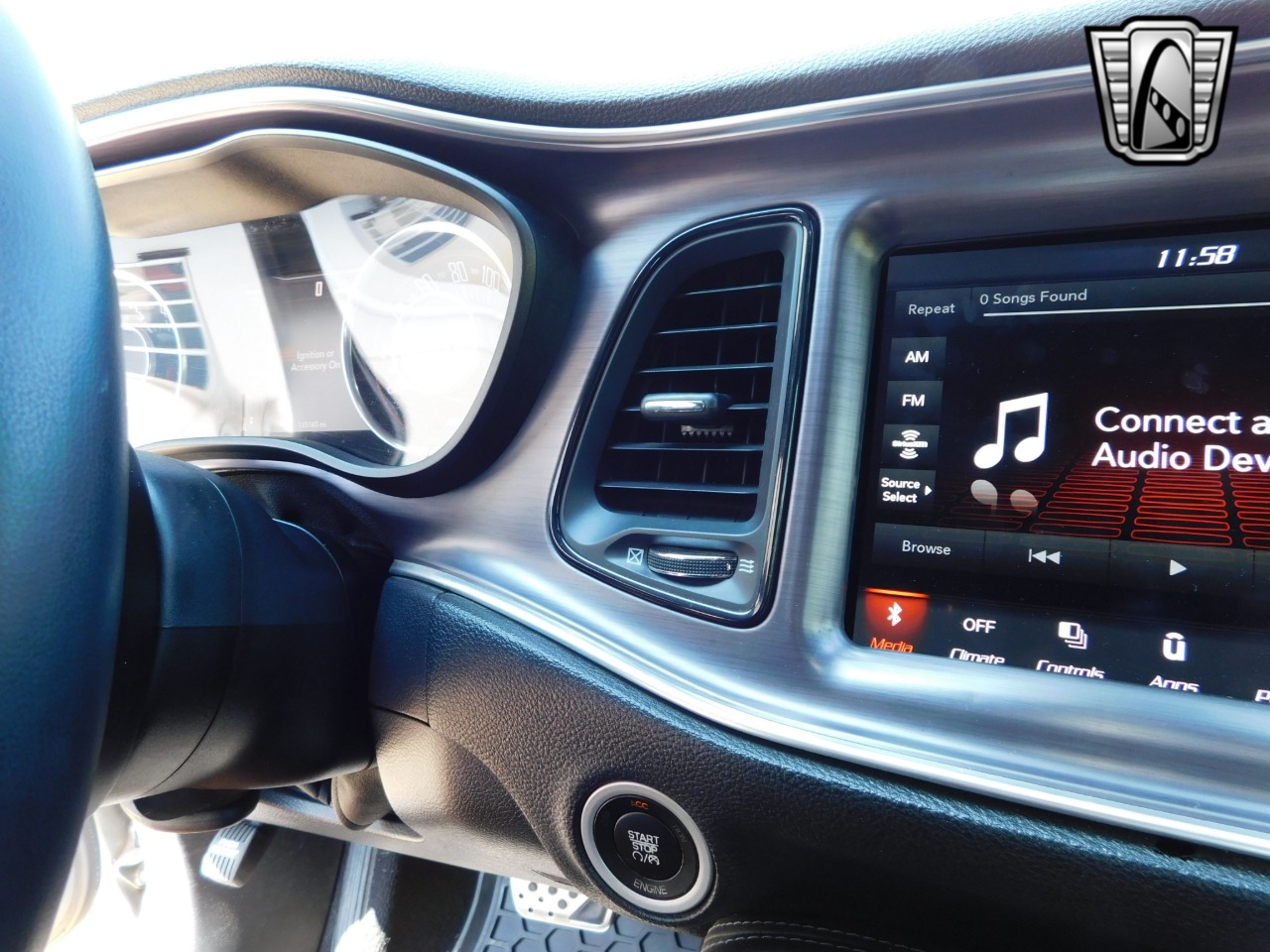 2015 Dodge Challenger 86