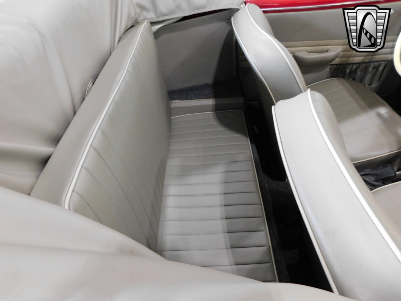 1959 Volkswagen Karmann Ghia 40