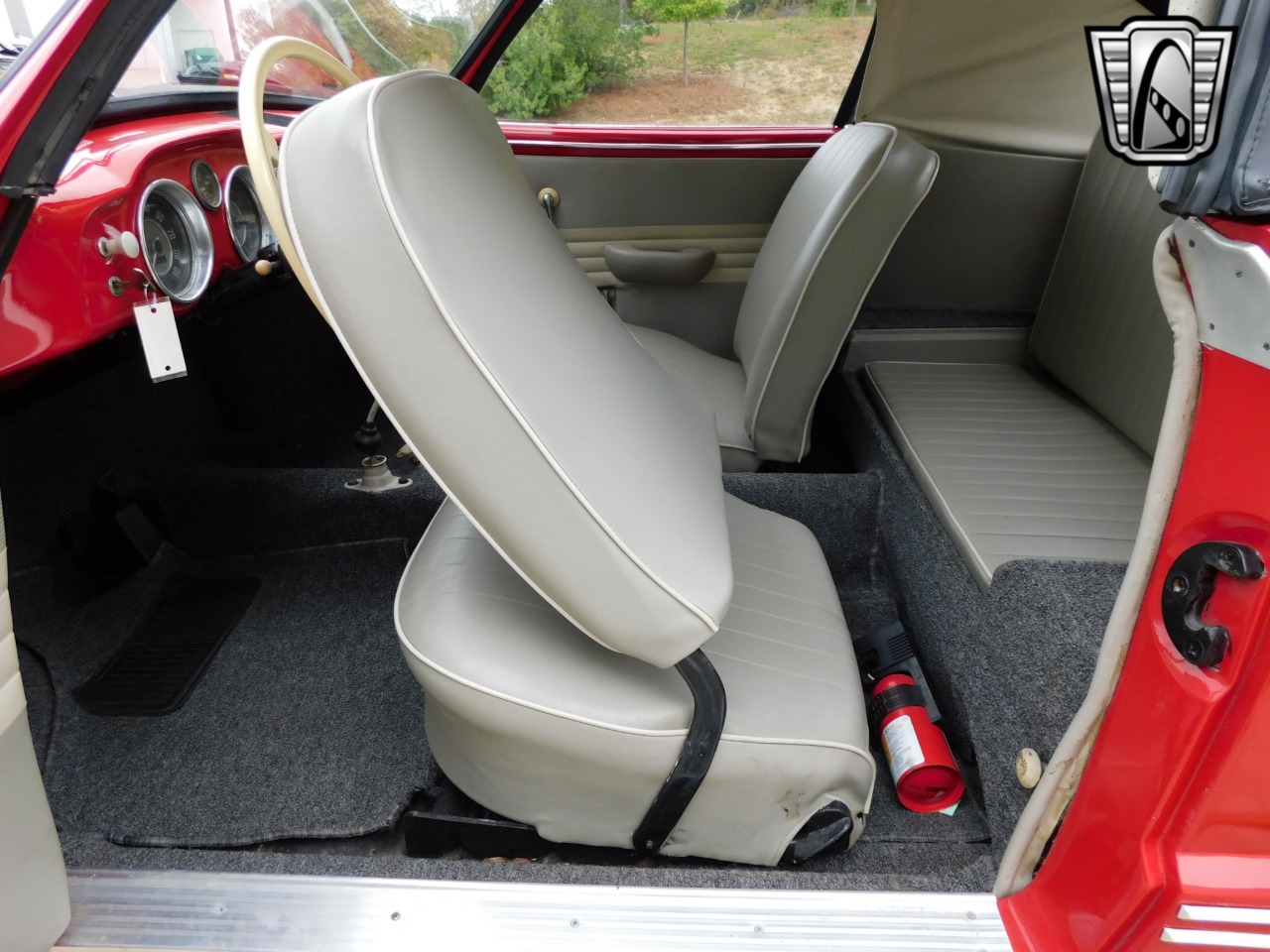 1959 Volkswagen Karmann Ghia 23