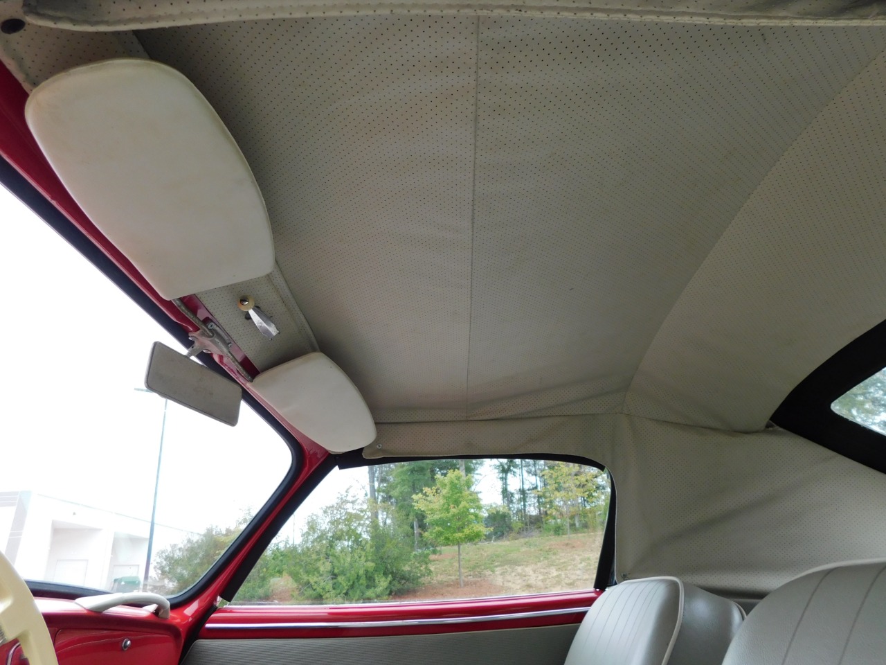 1959 Volkswagen Karmann Ghia 26