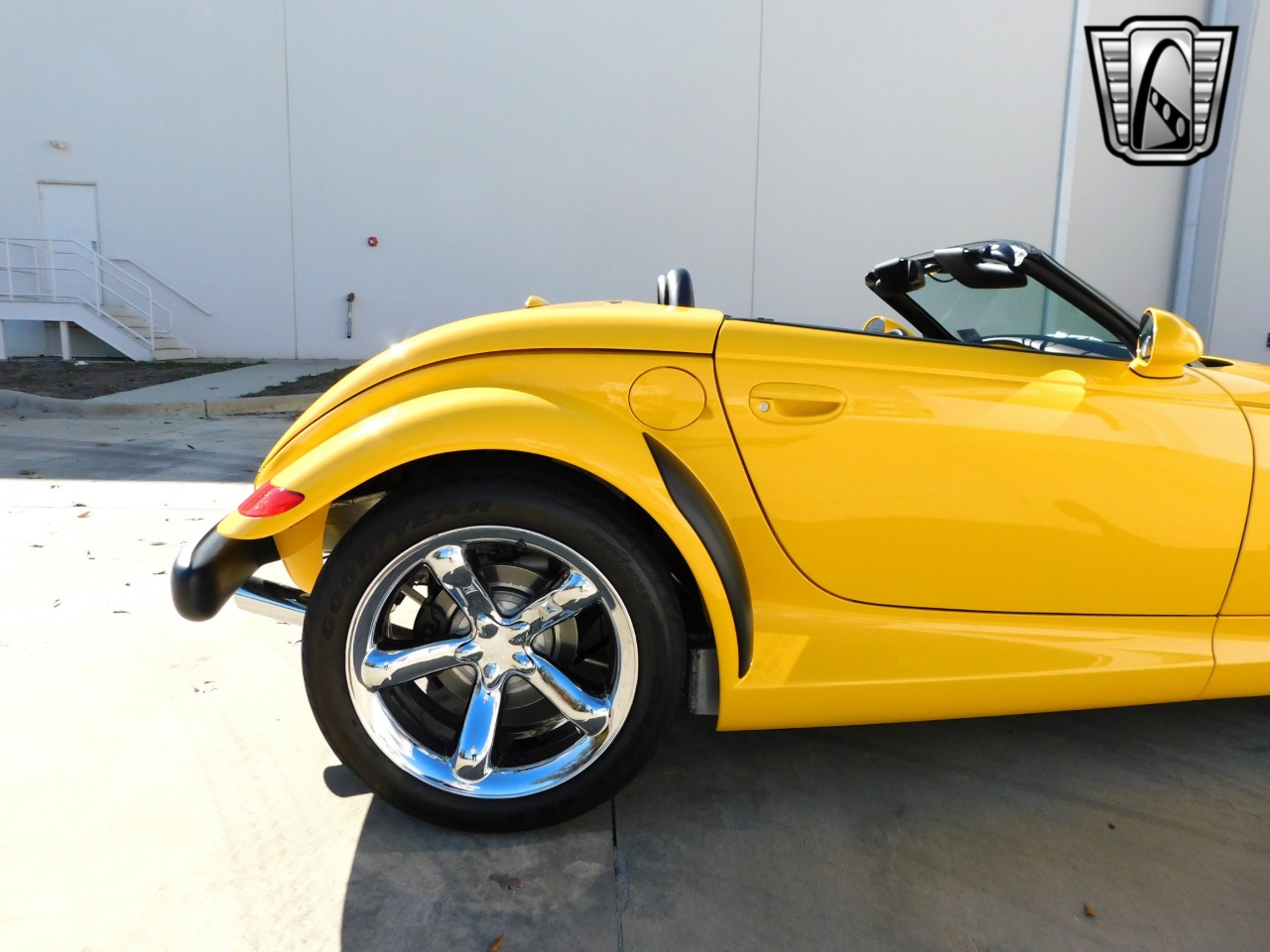 2000 Plymouth Prowler 11