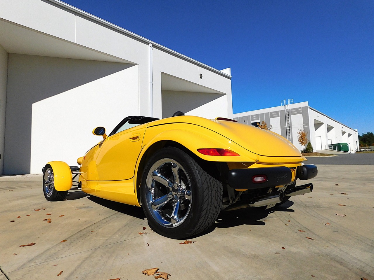 2000 Plymouth Prowler 8