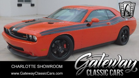 2008 Dodge Challenger image 1