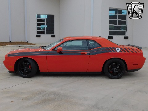 2008 Dodge Challenger image 3