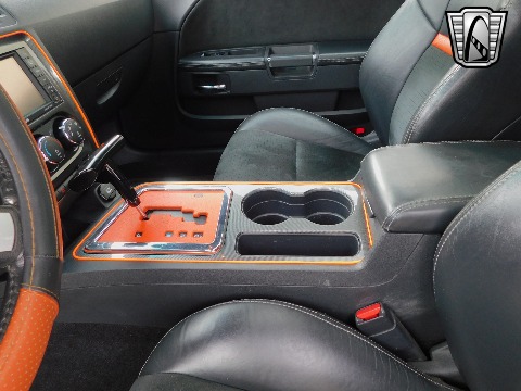 2008 Dodge Challenger image 29