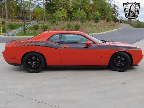 2008 Dodge Challenger image 7