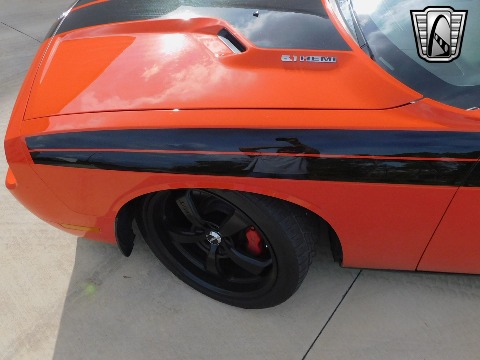 2008 Dodge Challenger image 38