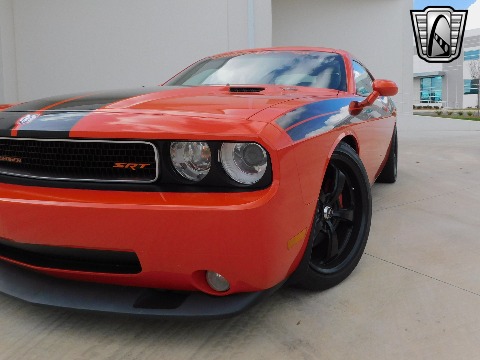 2008 Dodge Challenger image 69
