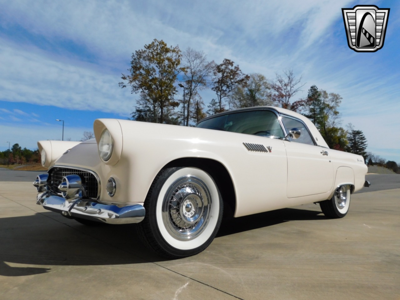 1955 Ford Thunderbird 4