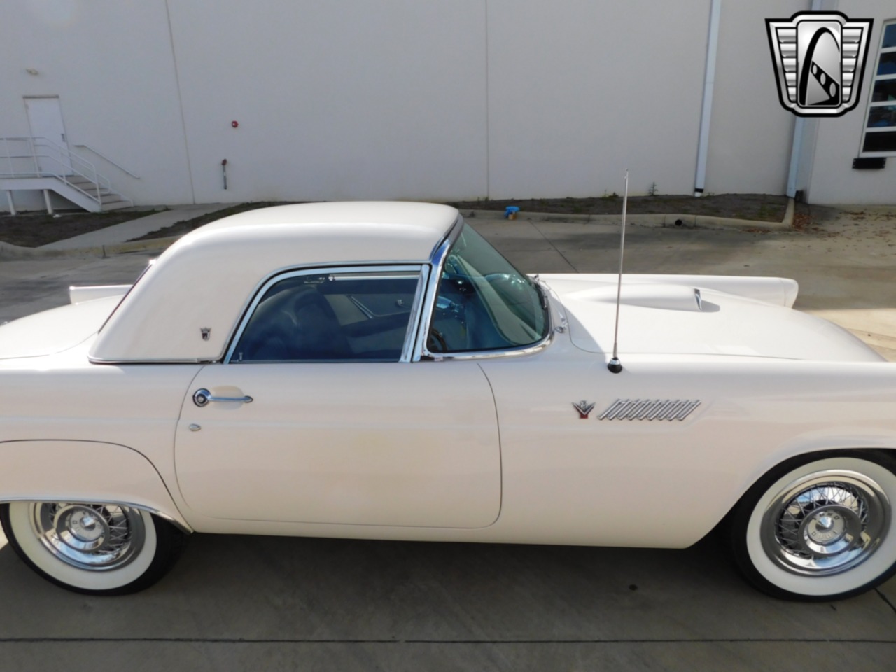 1955 Ford Thunderbird 51