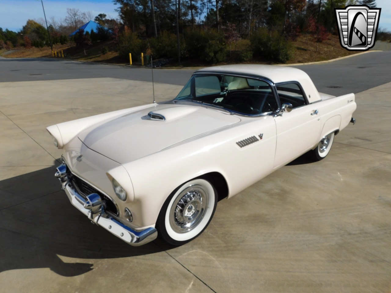 1955 Ford Thunderbird 35