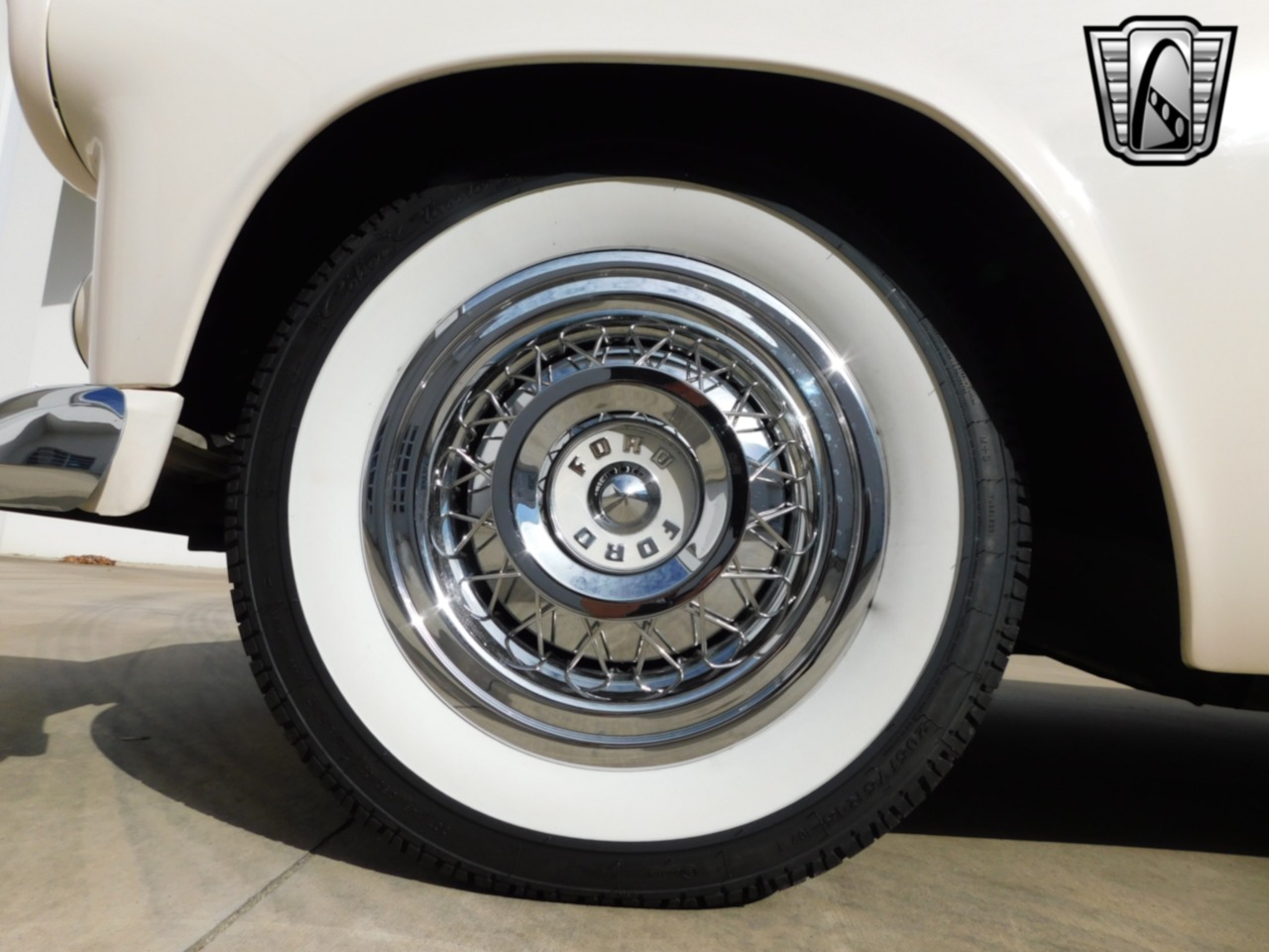 1955 Ford Thunderbird 30