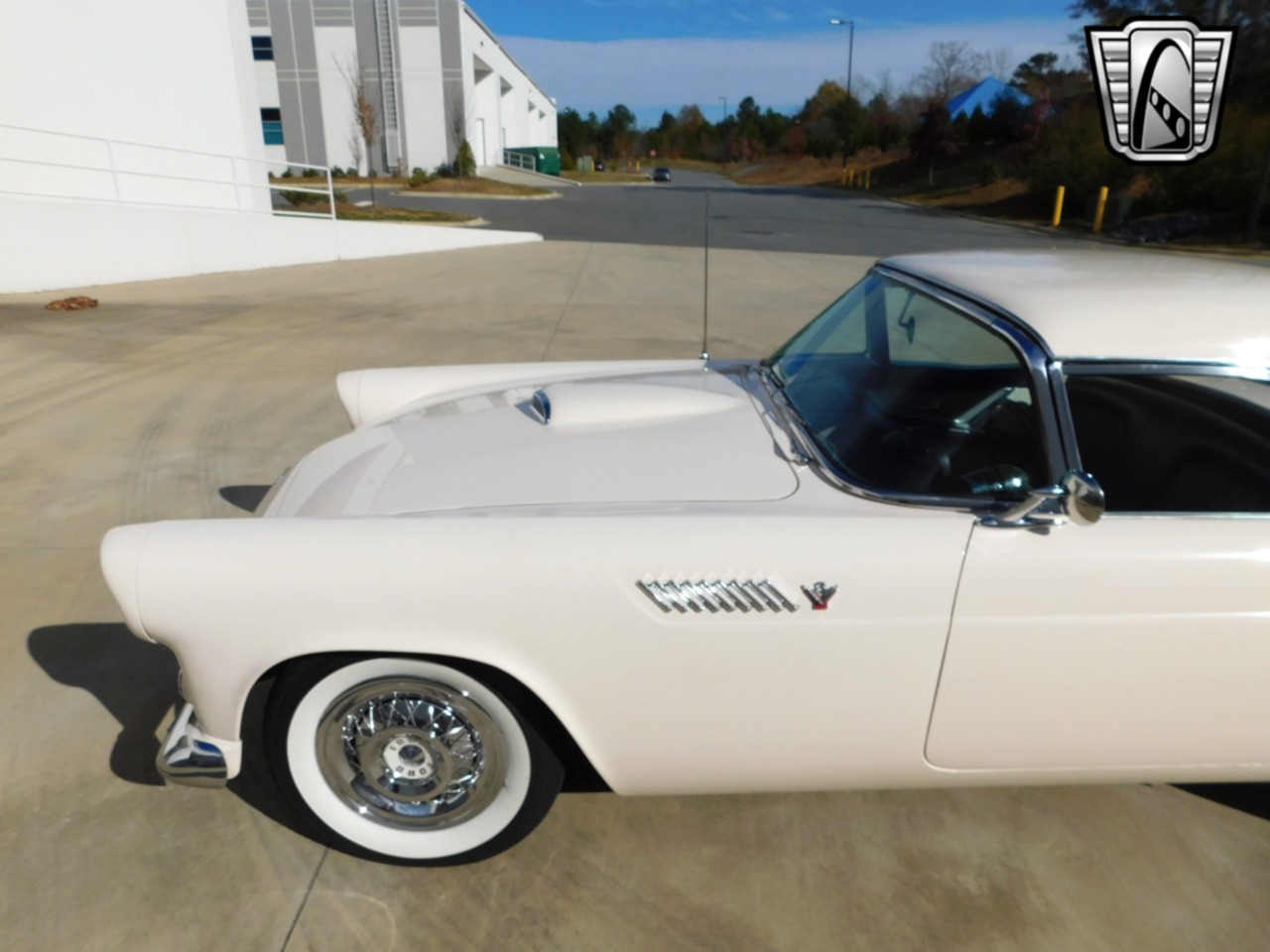 1955 Ford Thunderbird 37