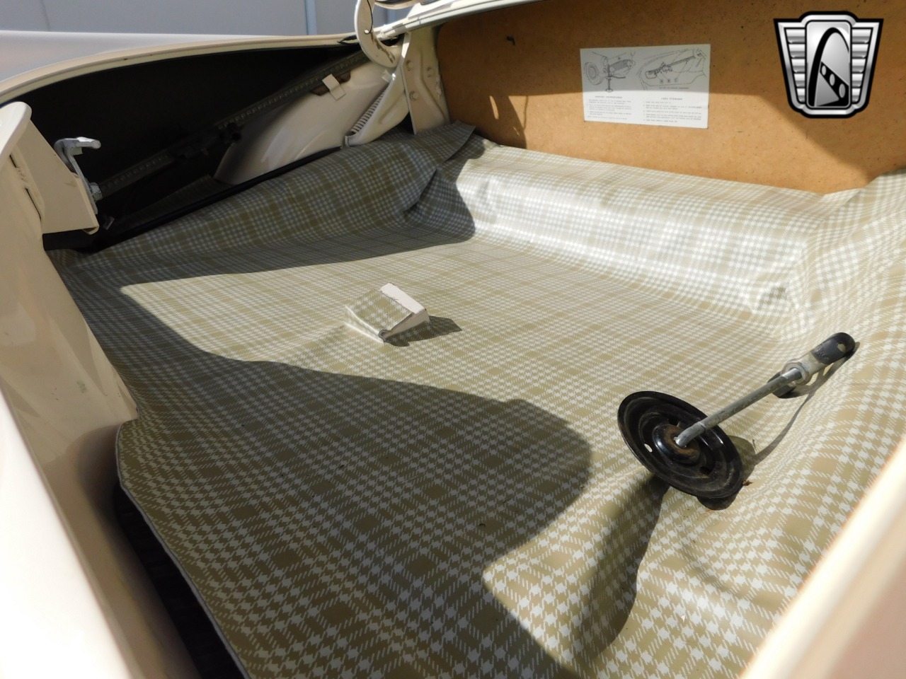 1955 Ford Thunderbird 20