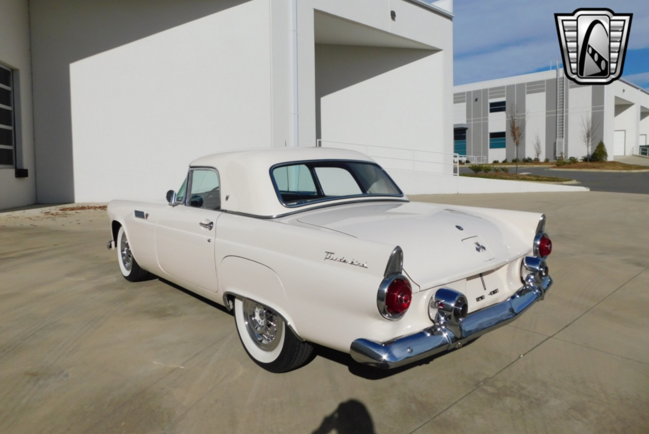 1955 Ford Thunderbird 42