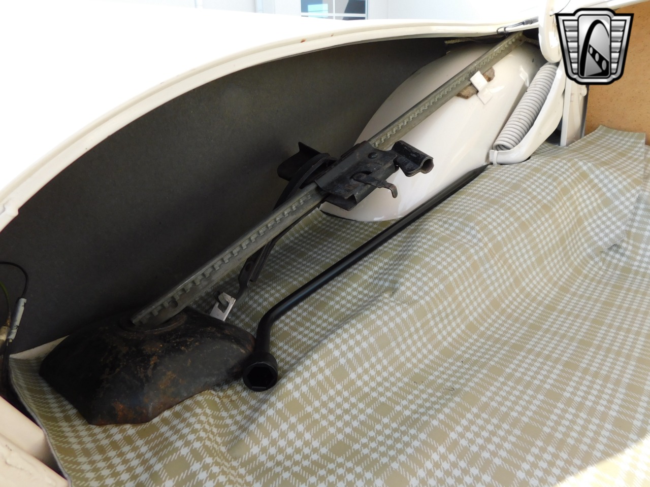 1955 Ford Thunderbird 82