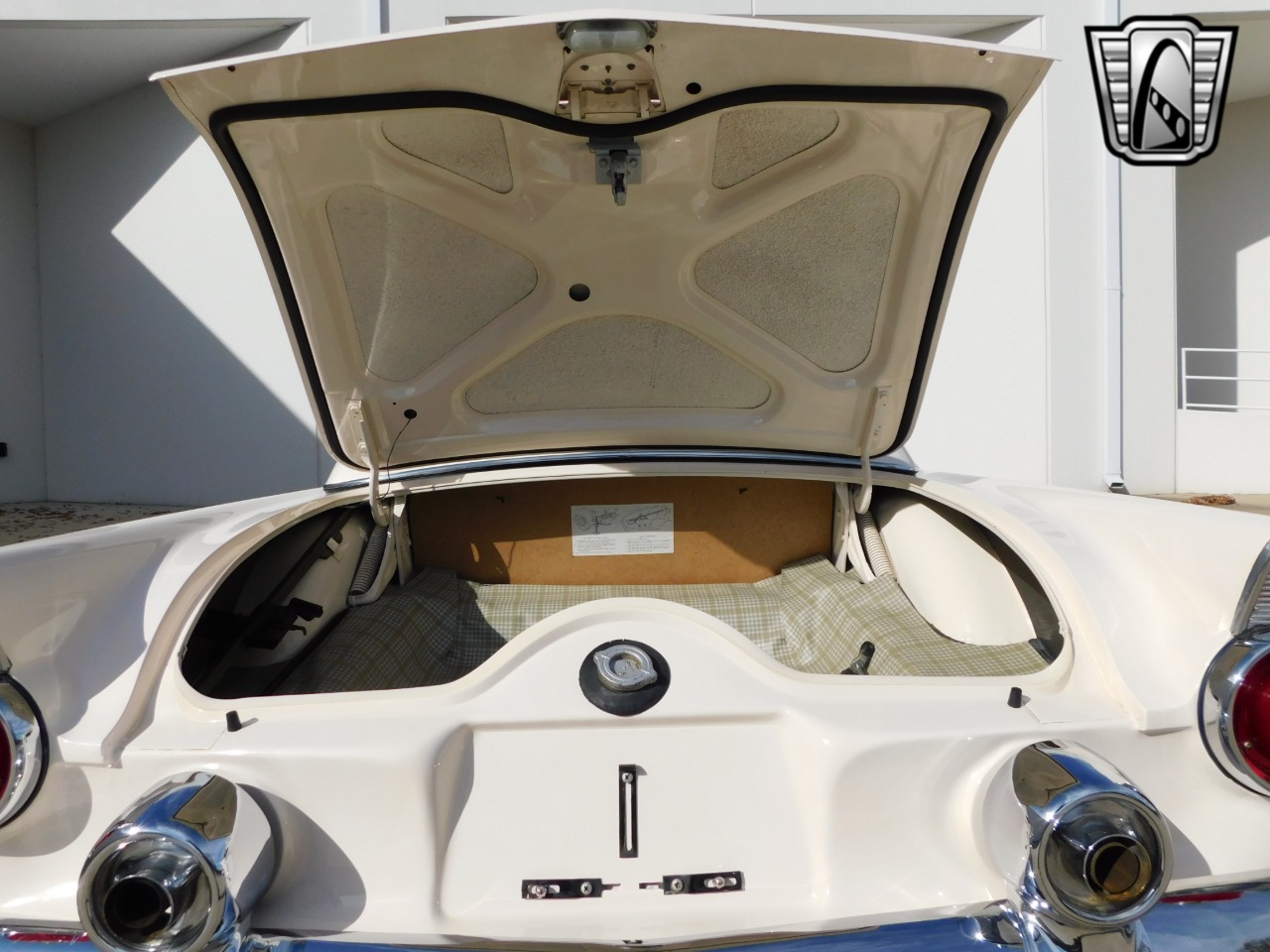 1955 Ford Thunderbird 84