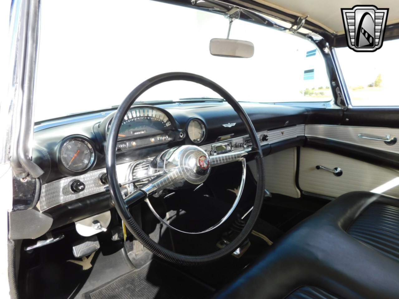 1955 Ford Thunderbird 21