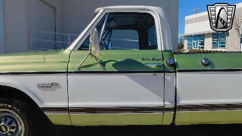 1972 Chevrolet Cheyenne image 29