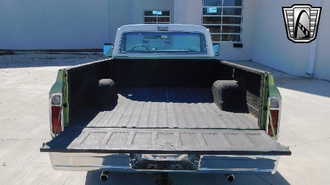 1972 Chevrolet Cheyenne image 22