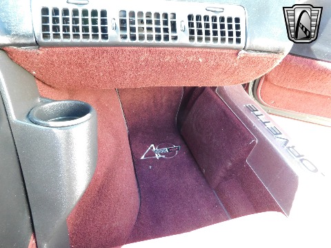 1993 Chevrolet Corvette image 80