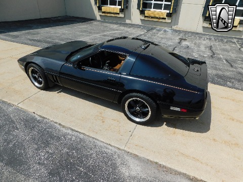 1988 Chevrolet Corvette image 15