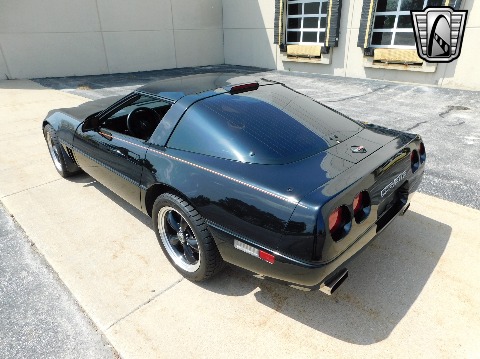 1988 Chevrolet Corvette image 19