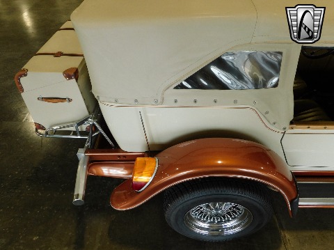 1979 Excalibur Phaeton image 55