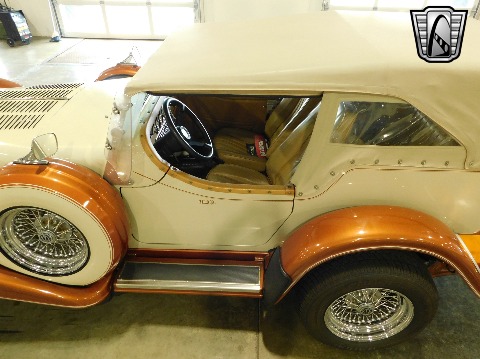 1979 Excalibur Phaeton image 40