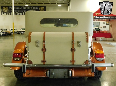 1979 Excalibur Phaeton image 16