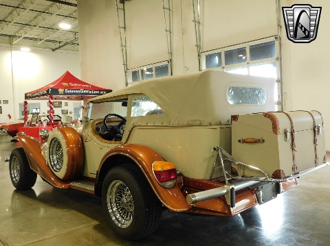 1979 Excalibur Phaeton image 17