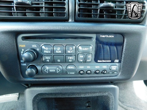 1999 Chevrolet Monte Carlo image 80