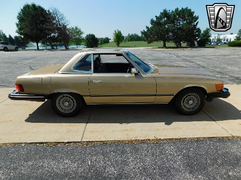 1985 Mercedes-Benz 380 SL image 31