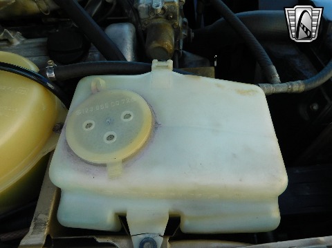 1985 Mercedes-Benz 380 SL image 109