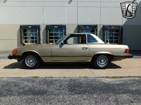 1985 Mercedes-Benz 380 SL image 14