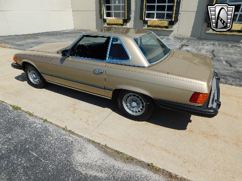 1985 Mercedes-Benz 380 SL image 16