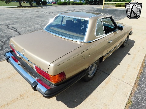 1985 Mercedes-Benz 380 SL image 25