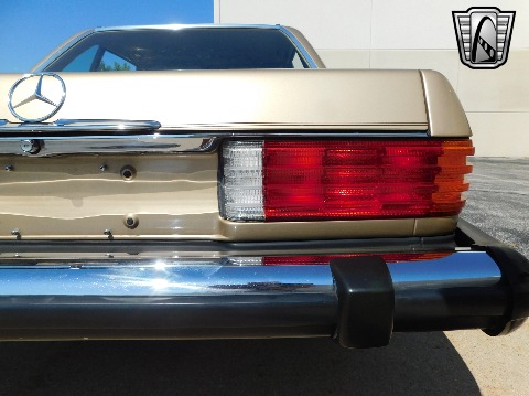 1985 Mercedes-Benz 380 SL image 51