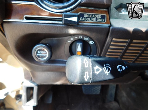 1985 Mercedes-Benz 380 SL image 77