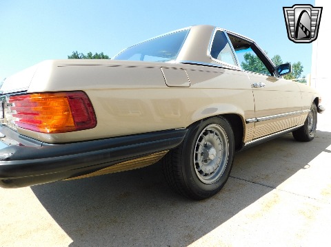 1985 Mercedes-Benz 380 SL image 54