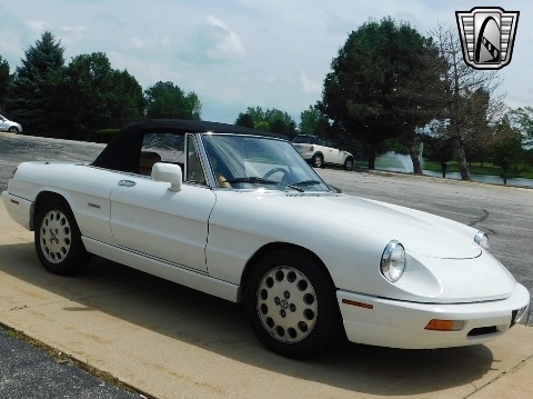1991 Alfa Romeo Spider image 78