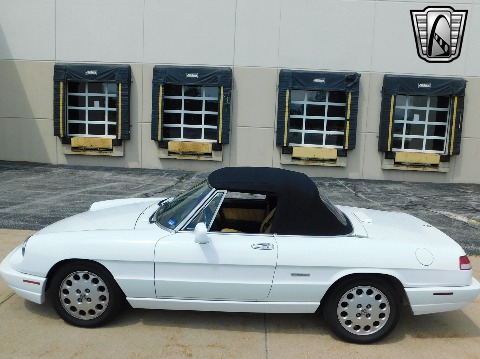 1991 Alfa Romeo Spider image 73