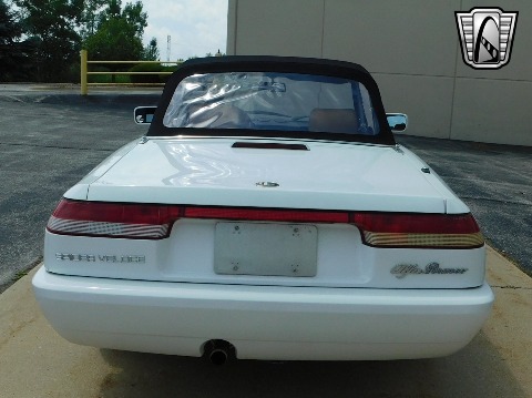 1991 Alfa Romeo Spider image 76
